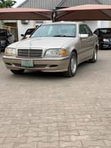A picture of For sale Clean used c230 compressor First body Price 2m