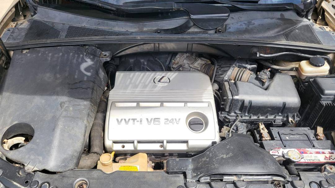 A picture of Lexus RX350