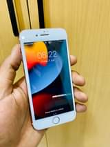 A picture of Iphone 7 128gb
