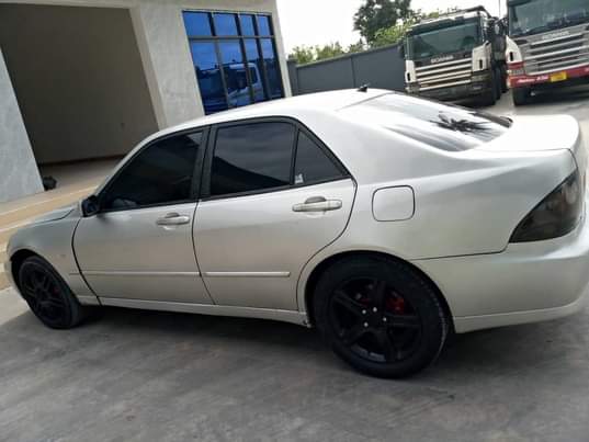 A picture of TOYOTA ALTEZA