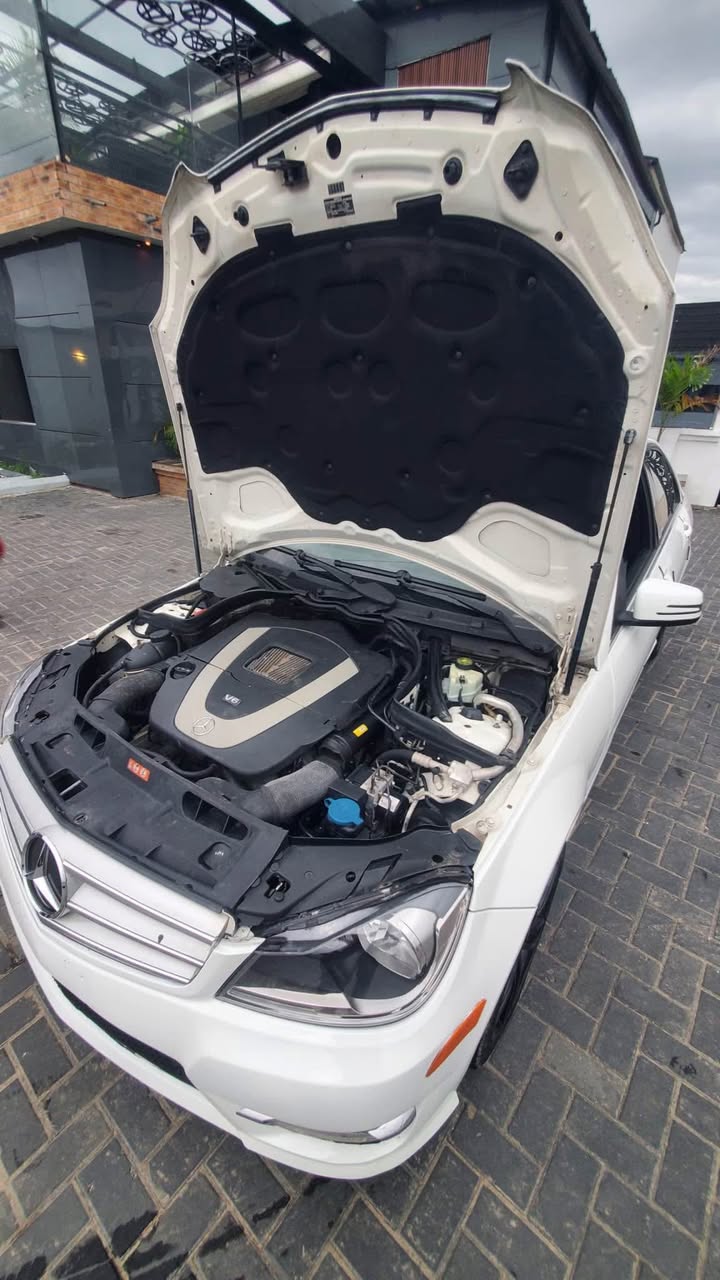 A picture of Beautiful Mercedes Benz C300