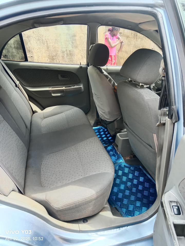 A picture of 05 Kia rio