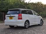 A picture of TOYOT WISH 2005 KALI SANA