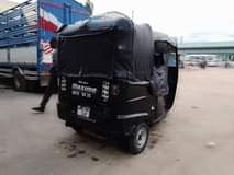 A picture of BAJAJ RE MAXIMA NEW MODEL INAUZWA 1 950 000 DAR