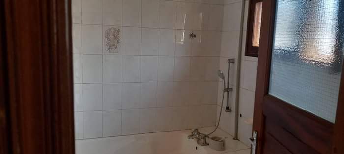 A picture of HOUSE