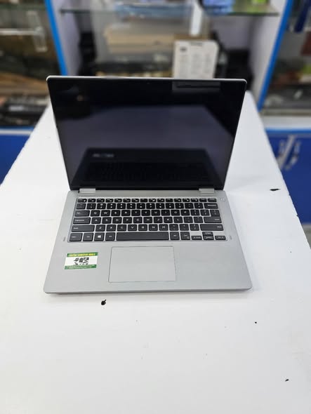 A picture of Dell latitude 3310 2 in 1