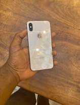 A picture of Iphone x