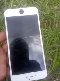 A picture of Iphone 7 plus GB128