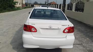 A picture of Toyota Corolla 2005