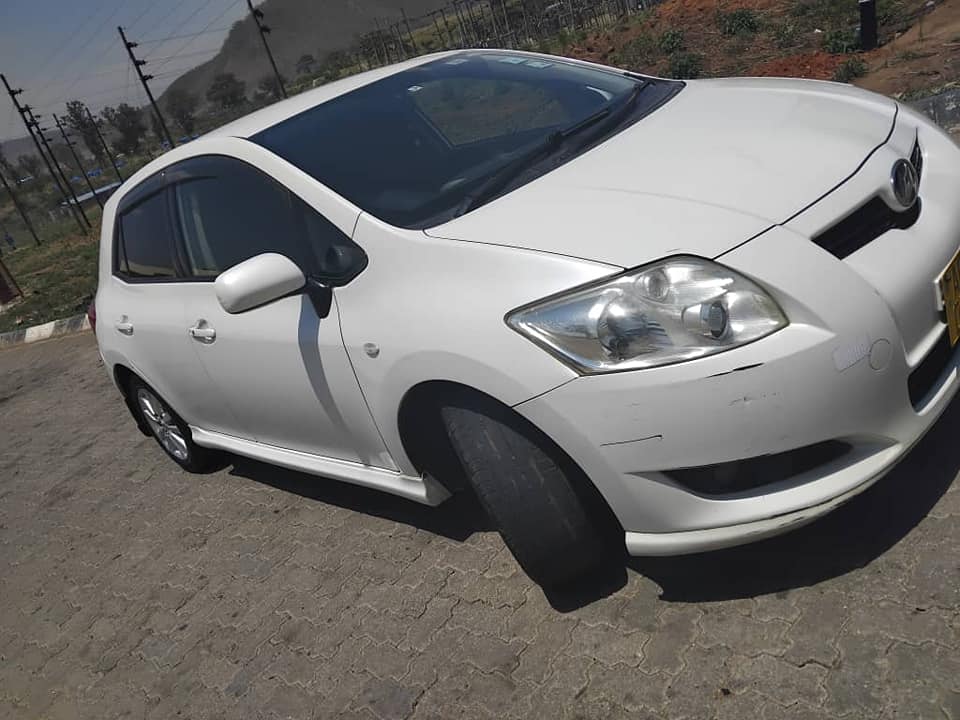 used toyota auris