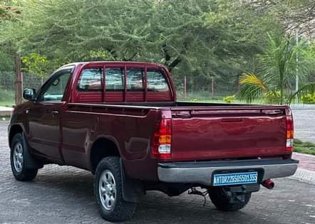 A picture of Inauzwaa Toyota Hilux Tsh 48M For sale Toyota Hilux U