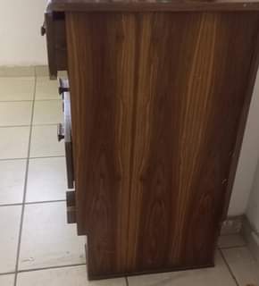 chest=of=drawers