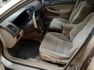 A picture of Clean 2005 Honda Accord Registered Ac fabric 4plugs