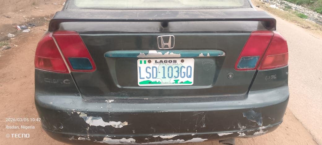 A picture of Honda Civic 04