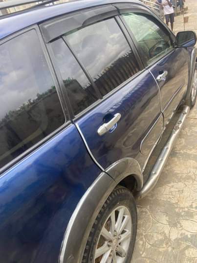 A picture of 2005 TOYOTA RAV 05 RAV04 RAV 04