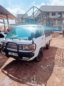 A picture of Toyota townce