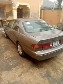 A picture of Registered Toyota Camry drop light 2002 model