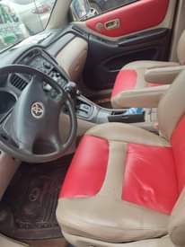 A picture of 2010 TOYOTA Highlander Sharp