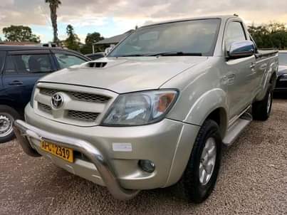 used toyota hilux