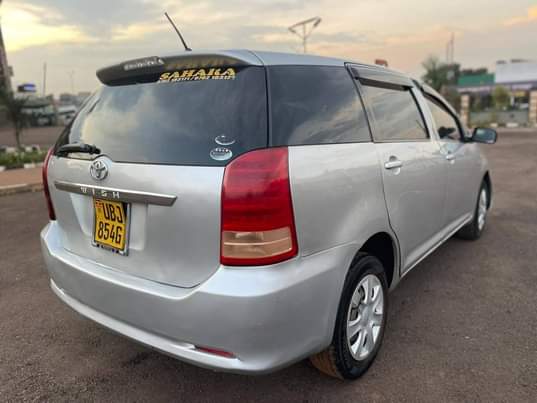 A picture of Toyota Wish for sale