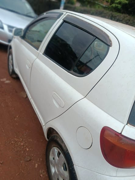 A picture of T VITZ