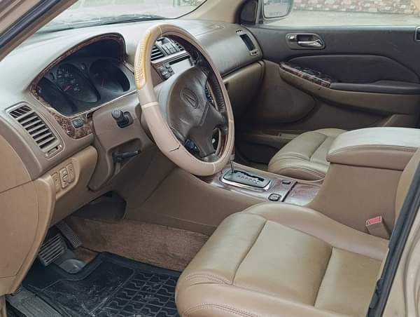 A picture of 2003 Acura MDX For 2 7m slightly negotiable at inspection