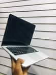 A picture of MAC BOOK PRO CORE I5
