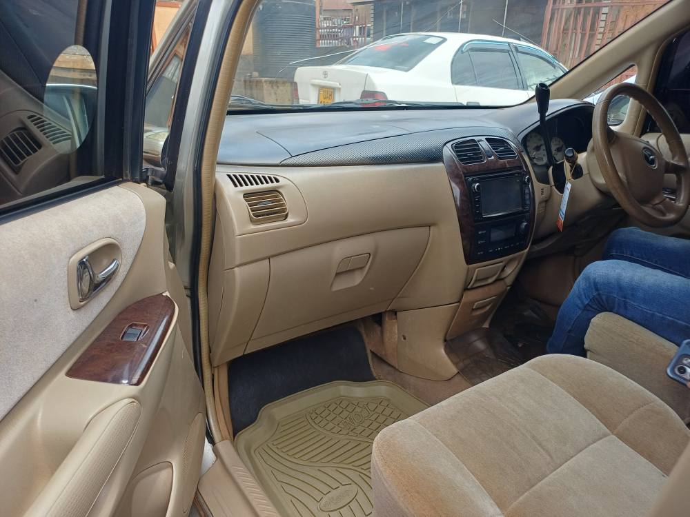 A picture of 0 7 0 4 38 14 78