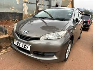 A picture of Toyota wish model 2012 26M