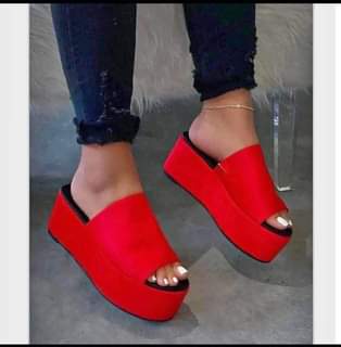 slippers