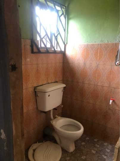 A picture of Room and palor selfcon available at Futa South Gate