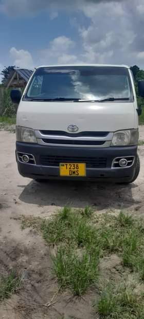 used toyota hiace