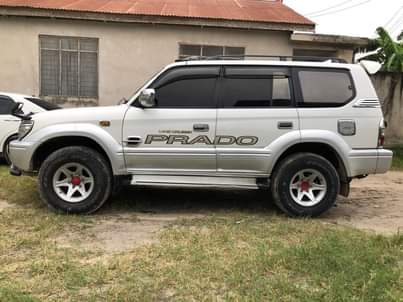 A picture of TOYOTA PRADO MCHAGA