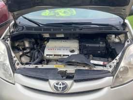 A picture of Toyota sienna 2006