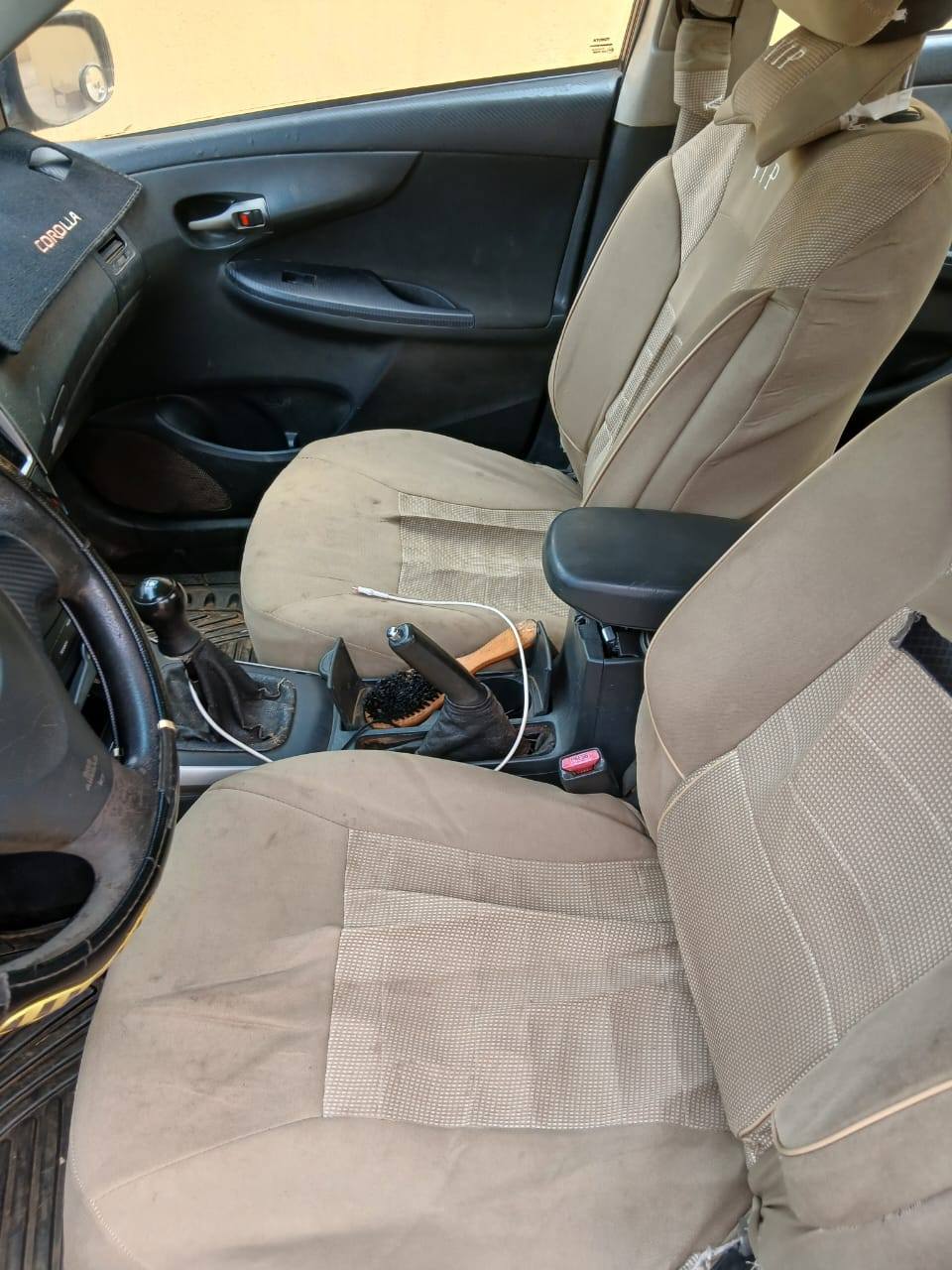 A picture of Toyota Corolla manual drive