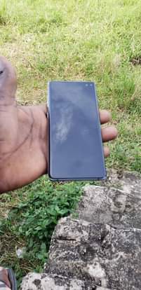 A picture of Garaxy s10 