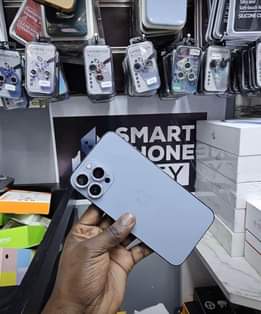 A picture of iphone 13 pro max