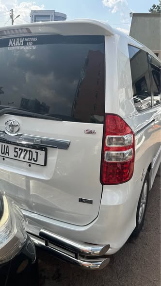 used toyota noah