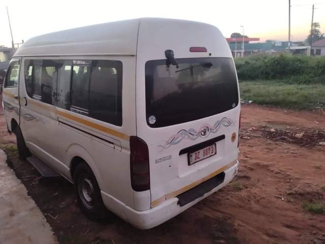 used toyota hiace