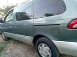A picture of Toyota sienna