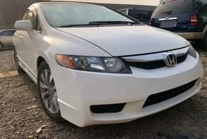 A picture of Brand HONDA Model CIVIC Year 2011 Transmission Automatic Price 1
