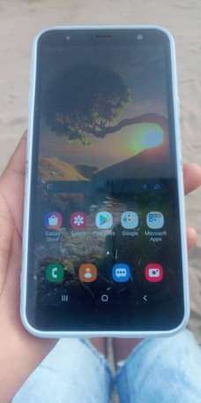 samsung j4