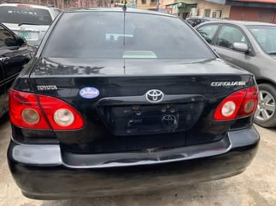 A picture of 7 months Barely Driven within Lagos with a follow come