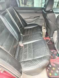 A picture of URGENT SALE Clean Reg 07 Honda Civic first user fabrics