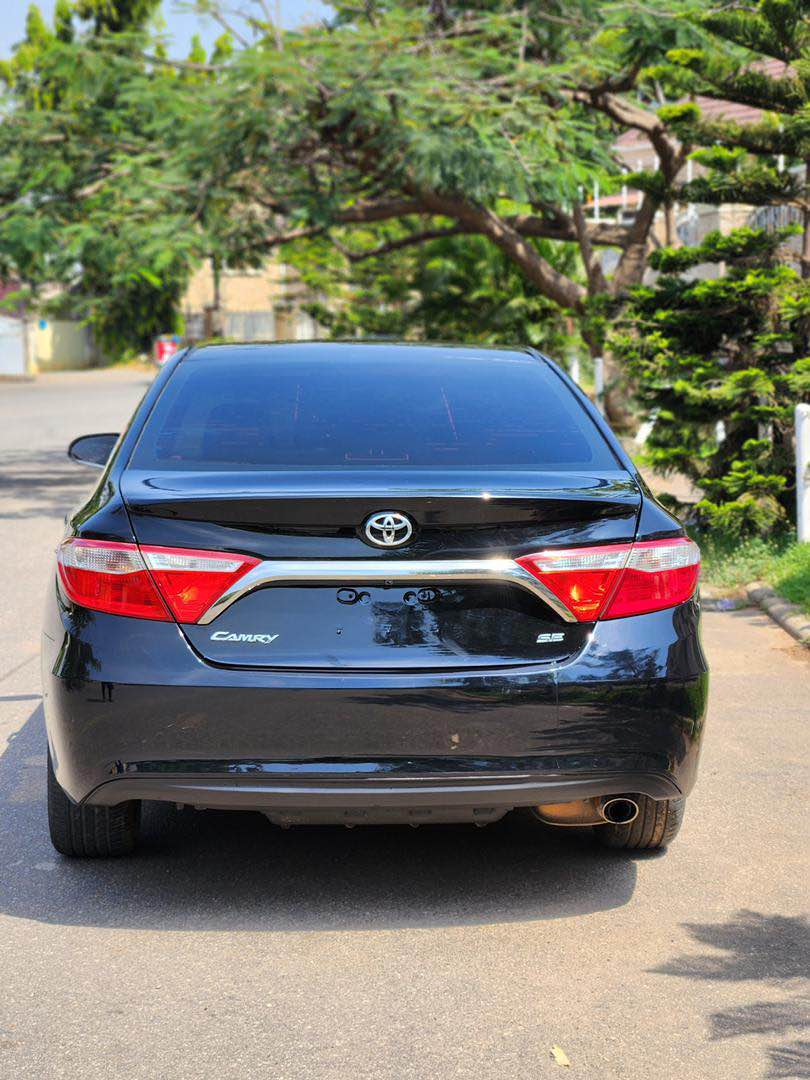 A picture of Camry 2016