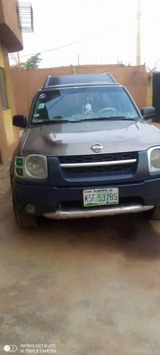 A picture of Sweet Nissan Xterra 2004 With a very sound engine gear