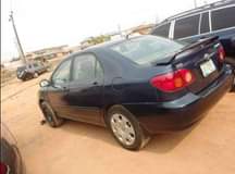 A picture of 2004 Toyota 2004 Couple