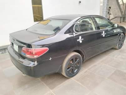A picture of Lexus ES330 2005 Model