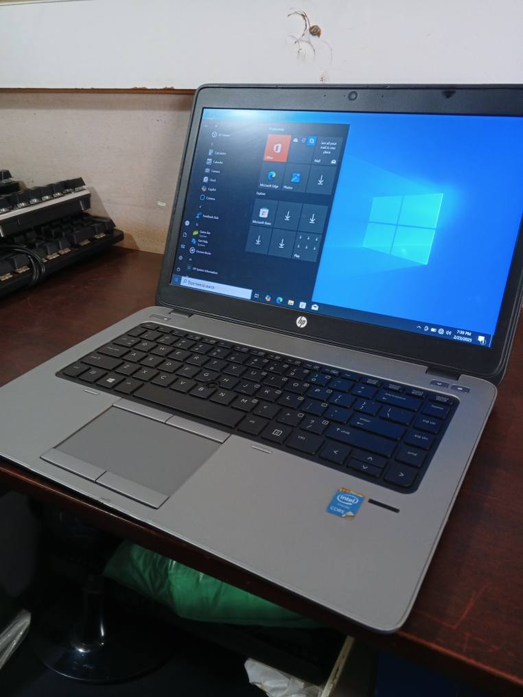 A picture of Elite book 840 g2 500gb 6gb i5 5th gen