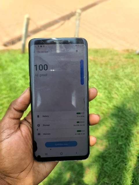 A picture of Samsung s9 